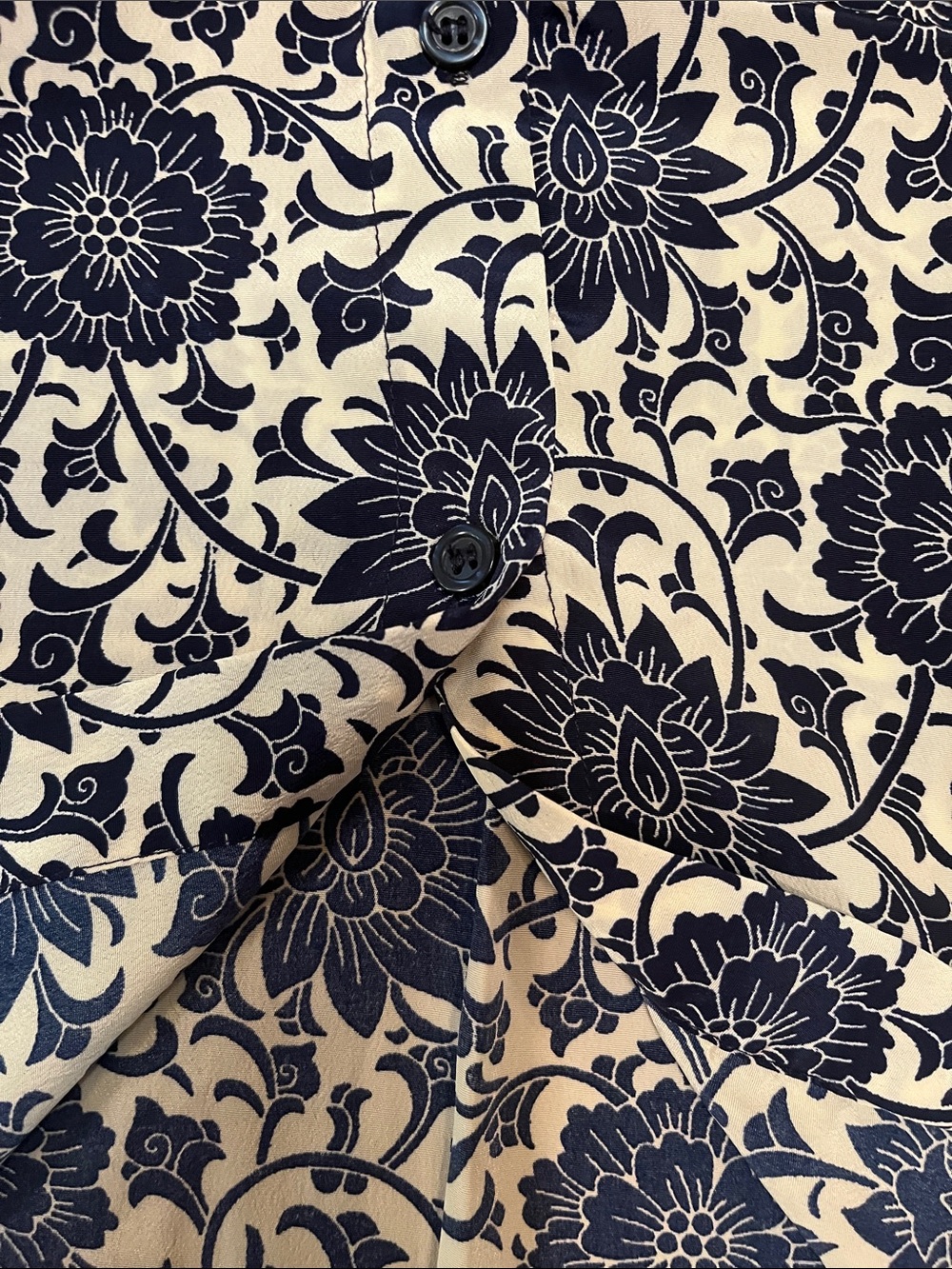 RAGA Navy and Cream Floral Tie-Waist Dress slinky and soft lightweight - Picture 3 of 10